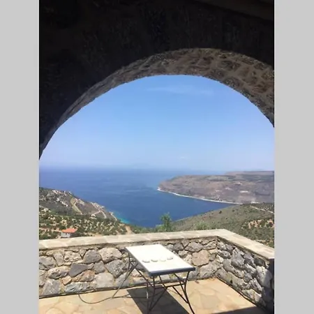 πύργος παραδοσιακός με μαγευτική θέα - Traditional Tower With Amazing Sea View Вилла *
