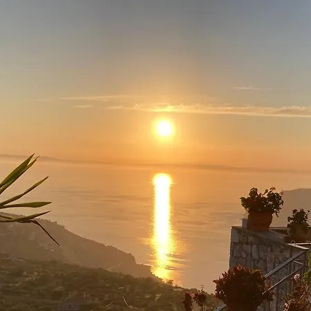 Вилла πύργος παραδοσιακός με μαγευτική θέα - Traditional Tower With Amazing Sea View *