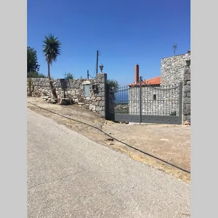πύργος παραδοσιακός με μαγευτική θέα - Traditional Tower With Amazing Sea View Ареополис